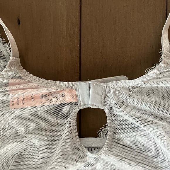 Victoria's Secret XL Light Blue Lace Teddy Bodysuit - Picture 8 of 10